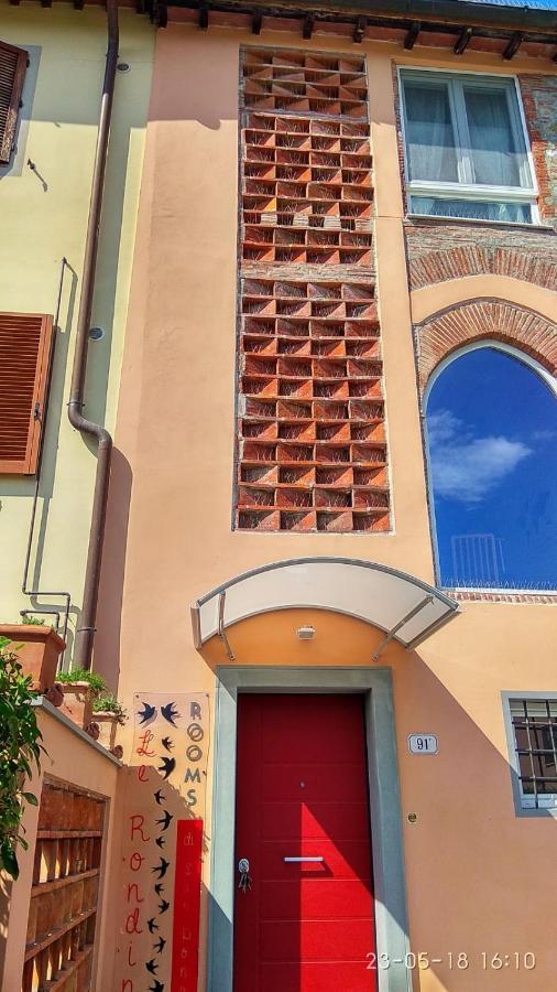 Bed and Breakfast Le Rondini Di San Donato Lukka Zewnętrze zdjęcie